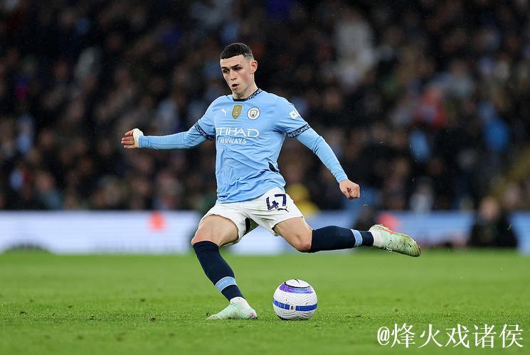 哈兰德效力曼城期间攻入147球，福登同期以65球紧随其后位列队内第二